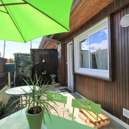 Maison De L'aiguillon Ii Holiday home